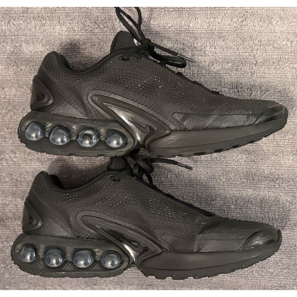 Nike Air Max DN Black Metallic Grey Mens Size 8.5 DV3337-006